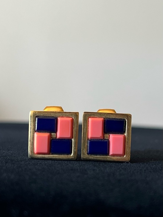 Givenchy Jewelry - Vintage Givenchy Clip On Earrings